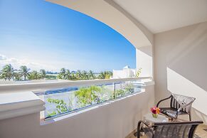 Sunscape Cancun All-Inclusive Resort & Spa by Hyatt