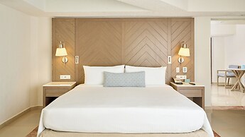 Sunscape Cancun All-Inclusive Resort & Spa by Hyatt