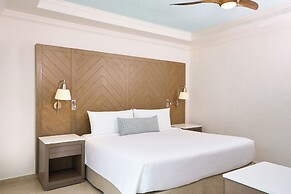 Sunscape Cancun All-Inclusive Resort & Spa by Hyatt