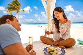 Sunscape Cancun All-Inclusive Resort & Spa by Hyatt