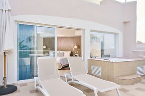 Sunscape Cancun All-Inclusive Resort & Spa by Hyatt