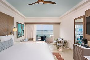 Sunscape Cancun All-Inclusive Resort & Spa by Hyatt