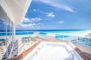 Sunscape Cancun All-Inclusive Resort & Spa by Hyatt