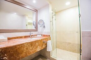 Sunscape Cancun All-Inclusive Resort & Spa by Hyatt
