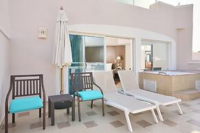 Sunscape Cancun All-Inclusive Resort & Spa by Hyatt