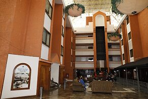 Country Plaza