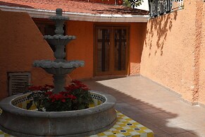 Country Plaza