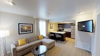 Chase Suite Hotel Newark-Fremont