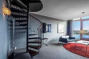 Scandic Front
