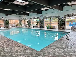 Marmot Lodge