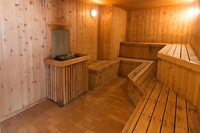 Marmot Lodge