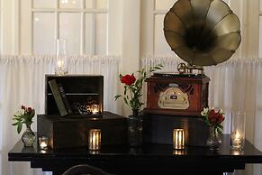Hawthorne Hotel