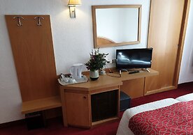 Hotel Oasis