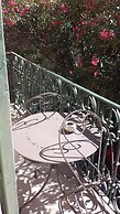 Hotel Oasis