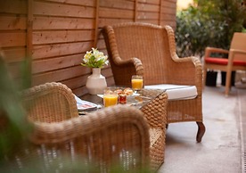 Hotel Oasis