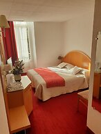 Hotel Oasis