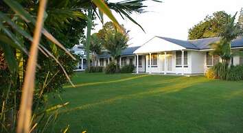 Colonial Court Motor Inn