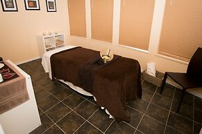 Super 8 by Wyndham West Kelowna BC
