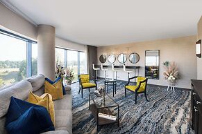 Embassy Suites by Hilton Minneapolis Airport