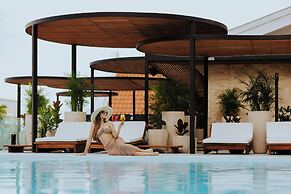 Renaissance Wind Creek Aruba Resort