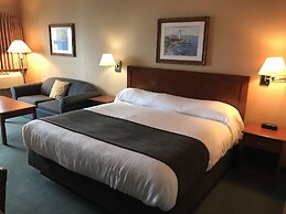 Beach Gardens Resort and Marina
