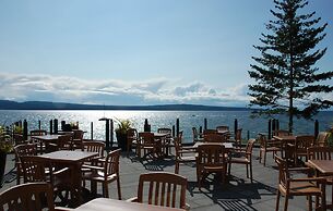 Beach Gardens Resort and Marina