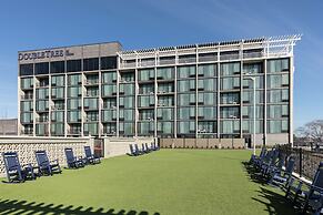 DoubleTree by Hilton Hot Springs