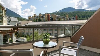 Adara Hotel