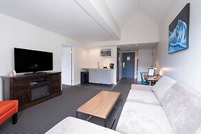 Adara Hotel