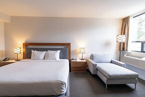 Adara Hotel