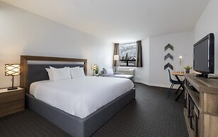 Adara Hotel