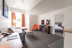 Adara Hotel