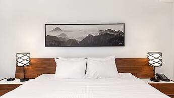 Adara Hotel