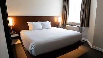 Adara Hotel