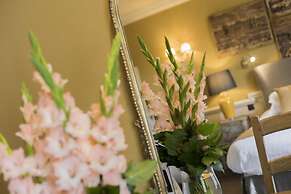 Coombe Abbey Hotel