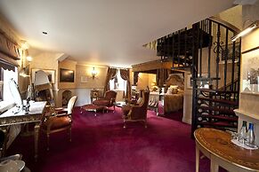 Coombe Abbey Hotel