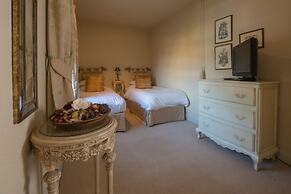 Coombe Abbey Hotel