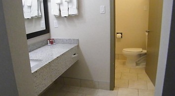 Ramada by Wyndham Edmonton South