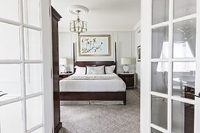 The Charleston Place