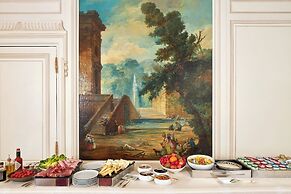 Hotel Raphael