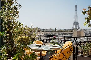 Hotel Raphael