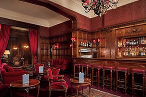 Hotel Raphael