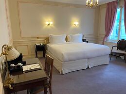 Hotel Raphael