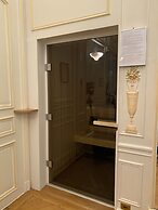 Hotel Raphael