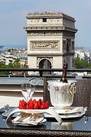 Hotel Raphael