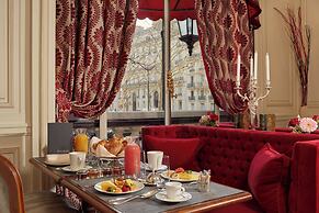 Hotel Raphael