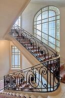 Hotel Raphael
