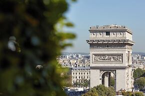 Hotel Raphael