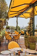 Hotel Raphael