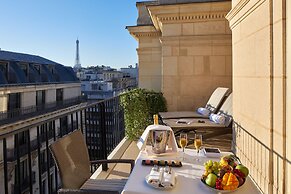 Hotel Raphael